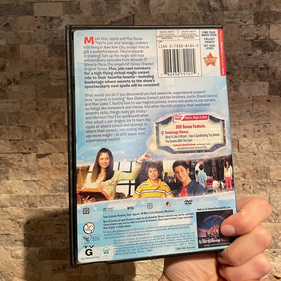 Wizards of waverly place DVD wizard school - Picture 3 of 4